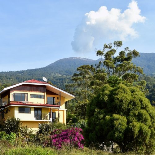 Guayabo Lodge